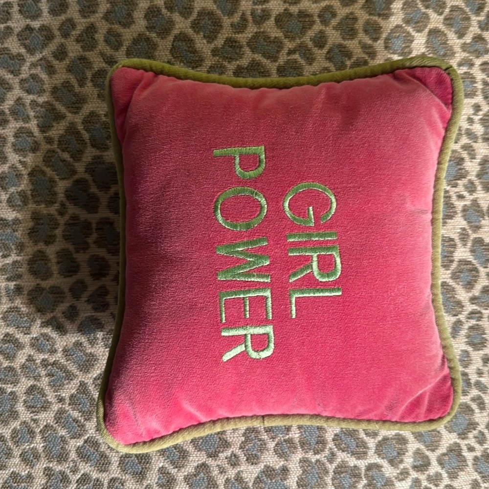 GIRL POWER pillow